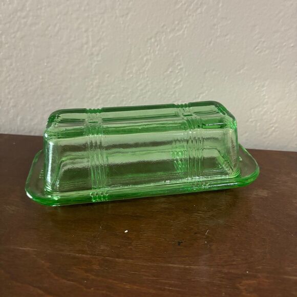 Vintage Green Glass Butter Dish, 1940's Hazel Atlas Criss Cross Uranium Glass Bu - Picture 1 of 5